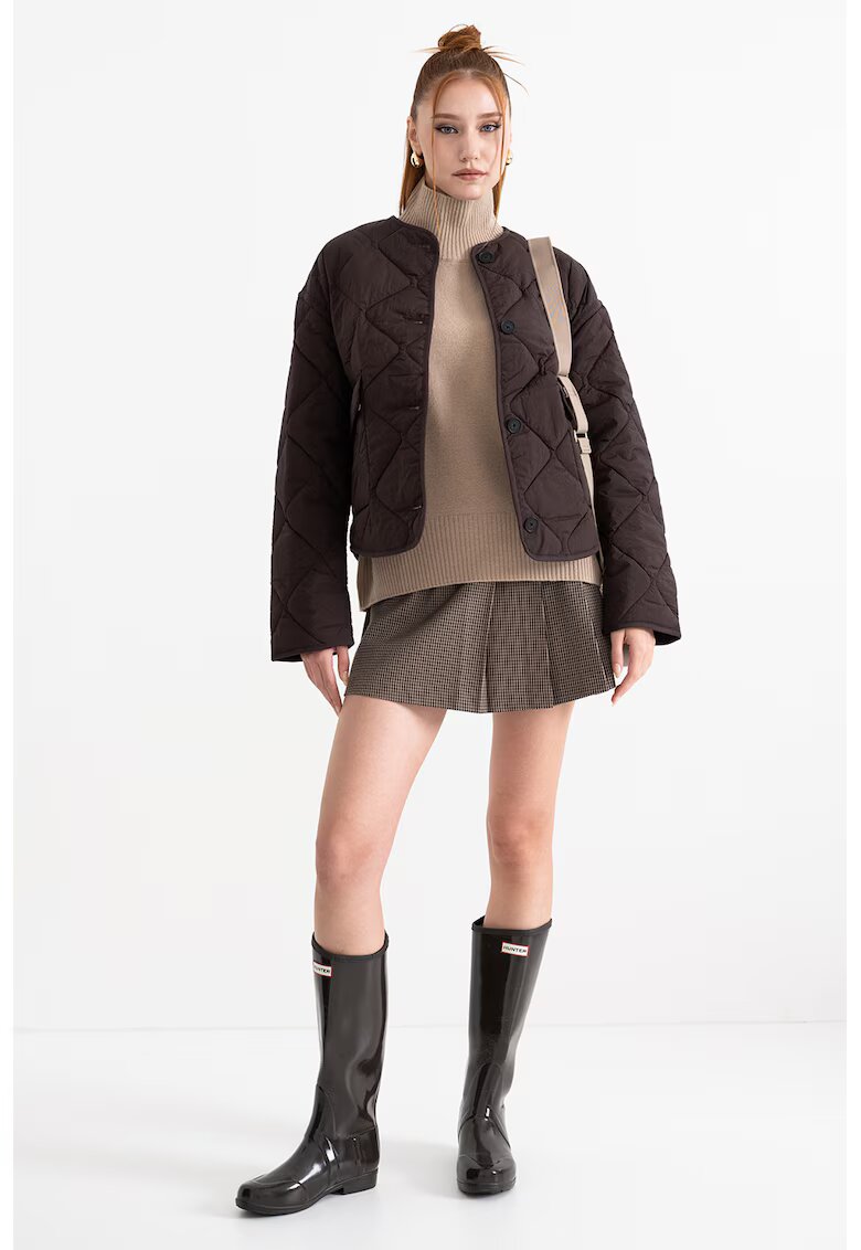 Gina Tricot Jacheta matlasata cu buzunare - Maro inchis