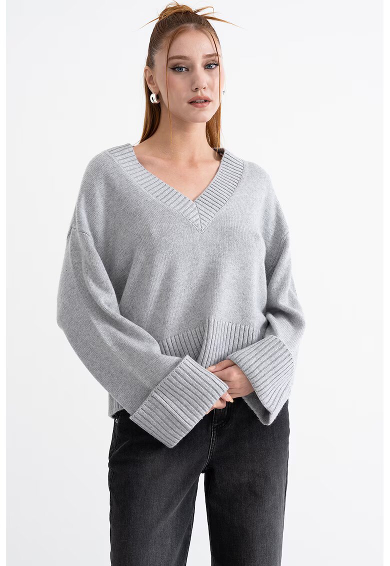 Gina Tricot Pulover din amestec de lana cu decolteu in V si maneci cazute - Gri melange