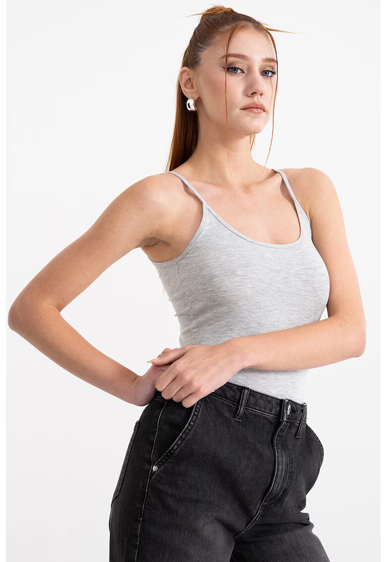 Gina Tricot Top din amestec de modal cu decolteu adanc pe partea din spate - Gri melange