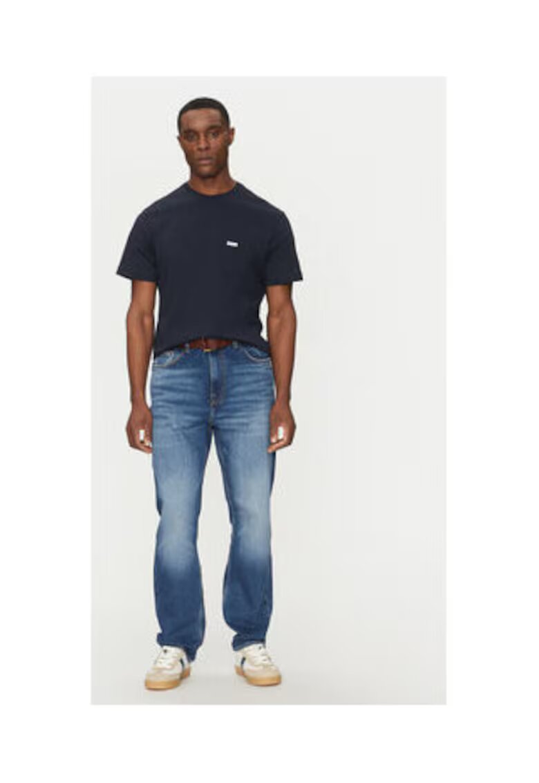 GUESS JEANS Tricou uni cu decolteu la baza gatului si buzunar aplicat pe piept