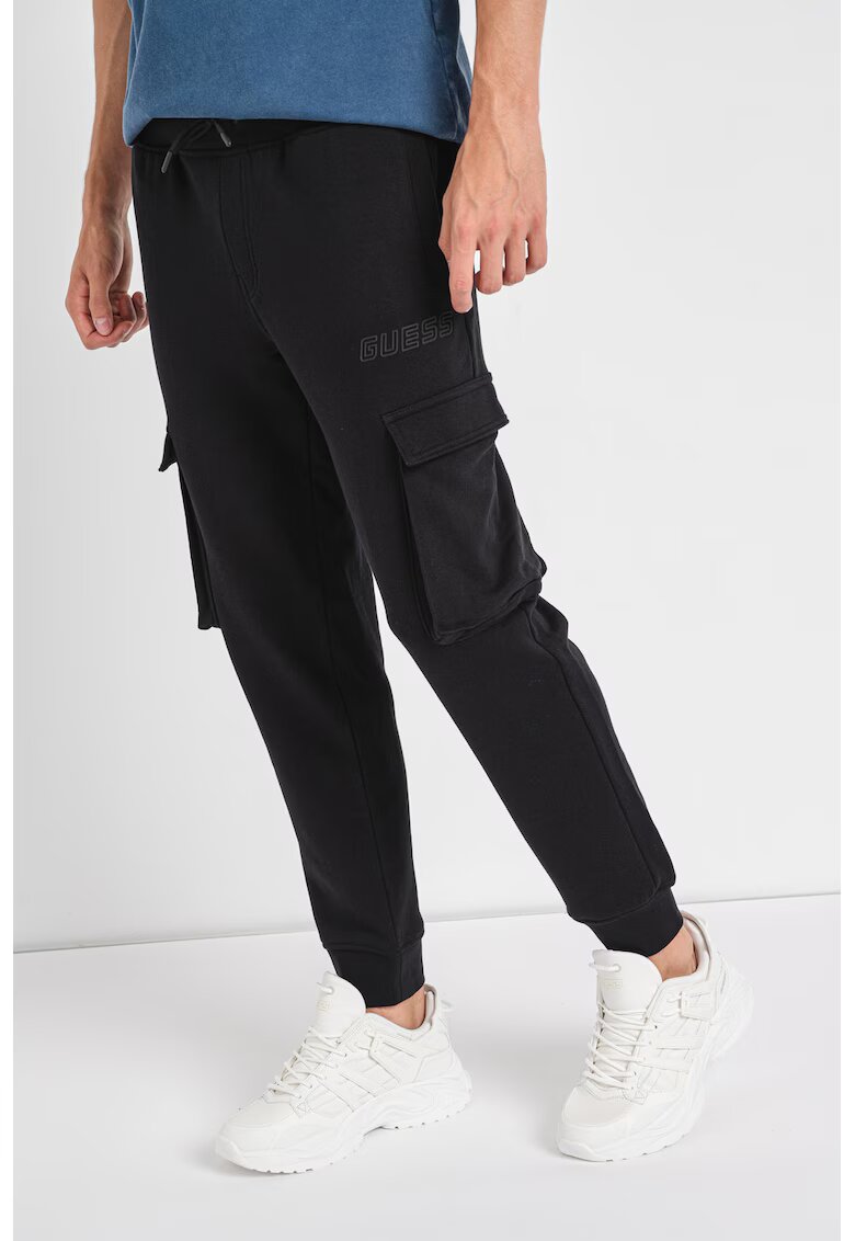 GUESS Pantaloni cargo din amestec de bumbac - pentru antrenament - Negru