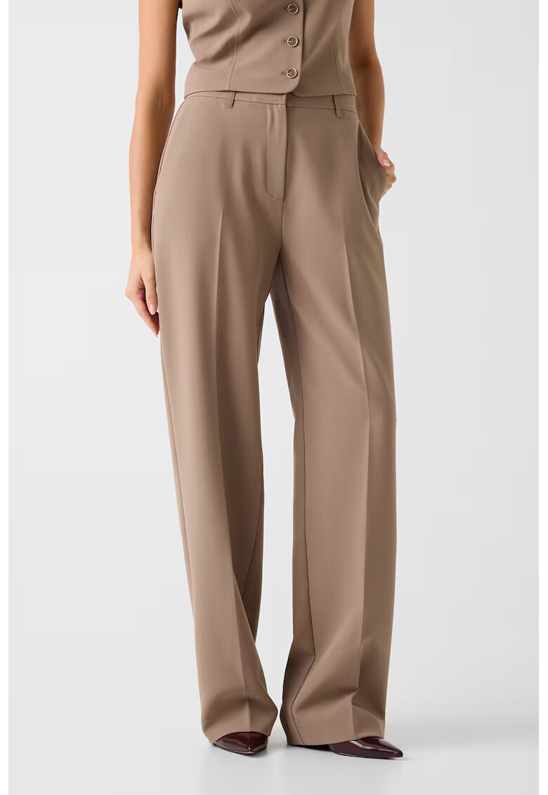 GUESS Pantaloni cu croiala dreapta si pliuri - Maro nisip