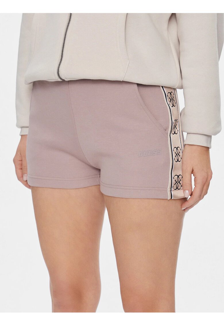 GUESS Pantaloni scurti casual - Roz pudrat
