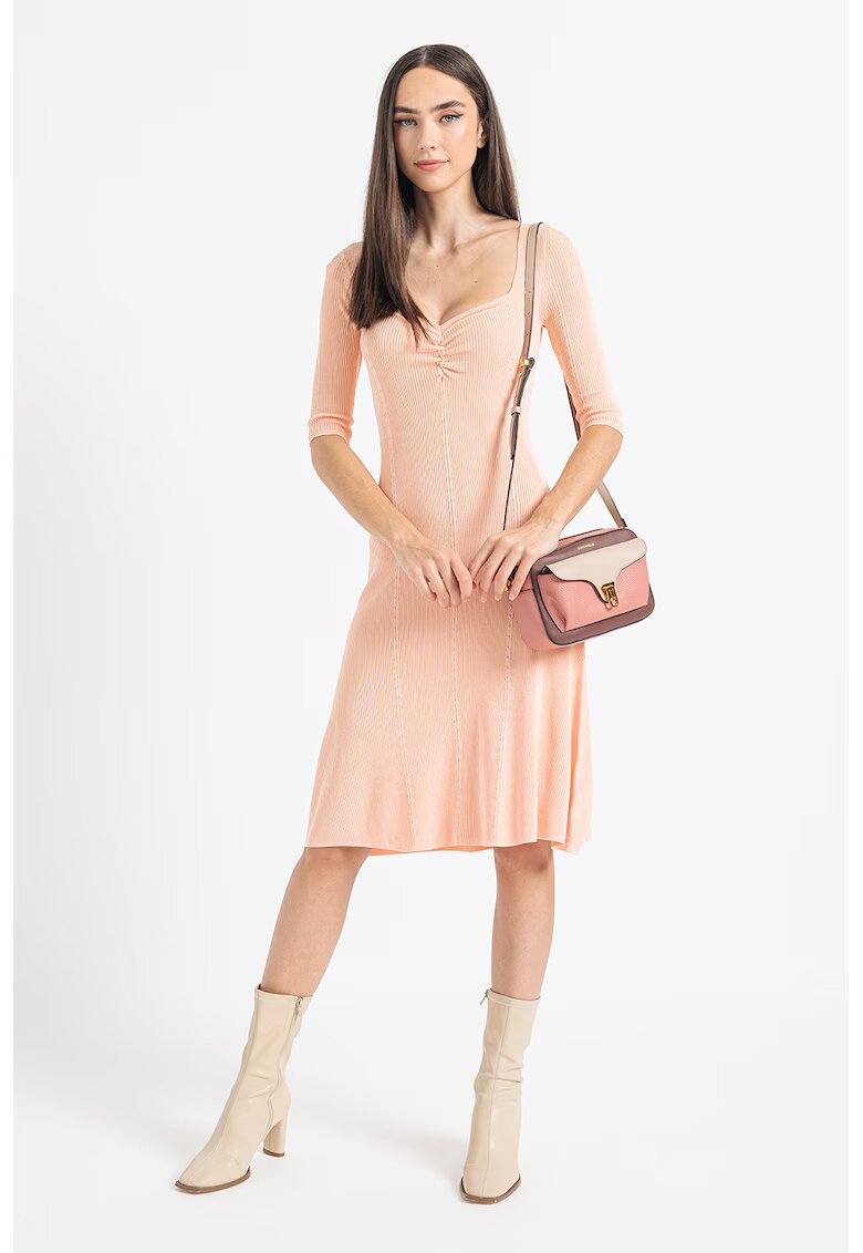 GUESS Rochie evazata cu aspect striat - Roz somon
