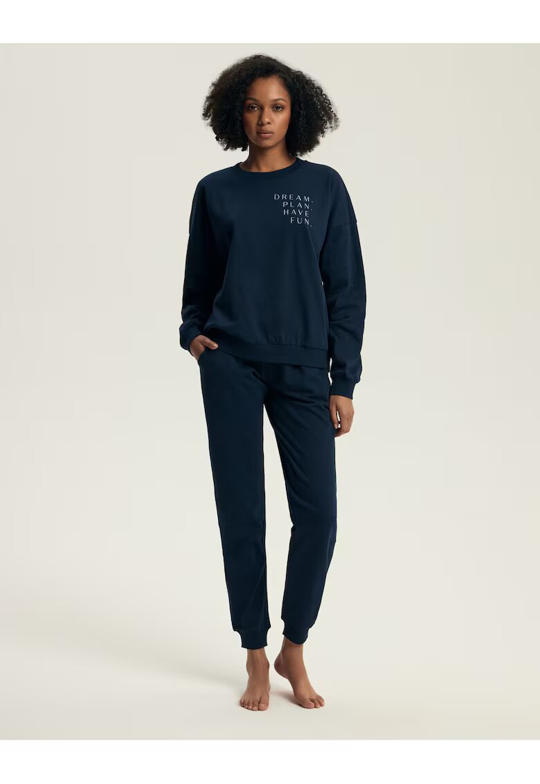 Henderson Confortabil si elegant costum si compleuri dama - intr-un stil familiar si de culoare bleumarin - Delancy