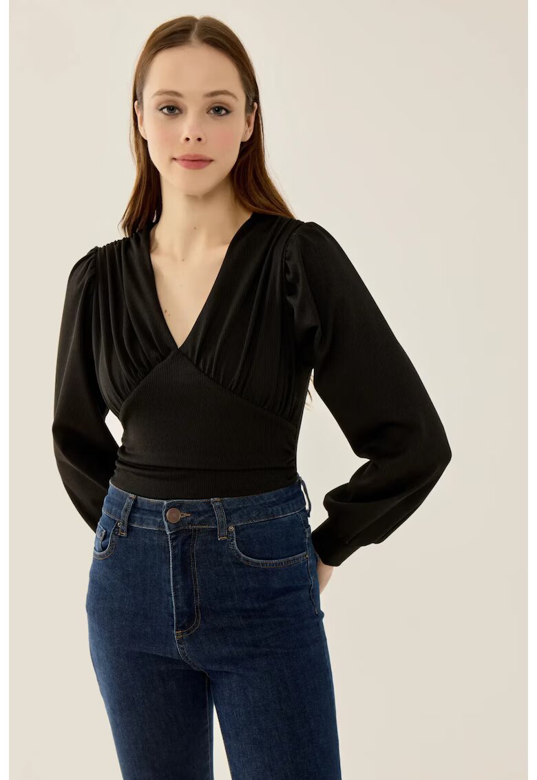 HiCCUP Body Slim Fit - decolteu in V - maneci bufante - negru - poliester