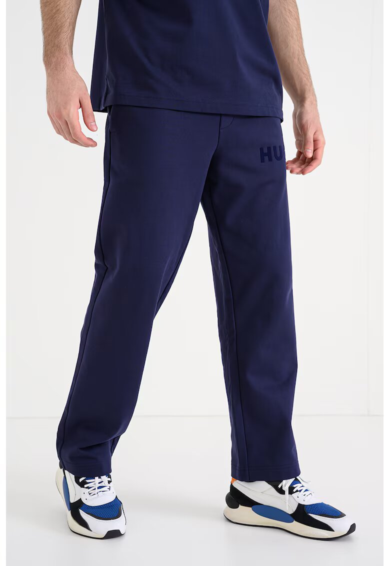 Hugo Pantaloni de trening relaxed fit Dumrulo - Albastru indigo