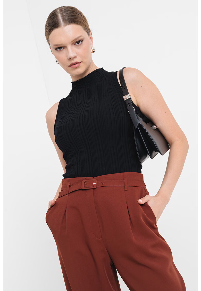 Hugo Top elastic din tricot cu guler scurt - Negru