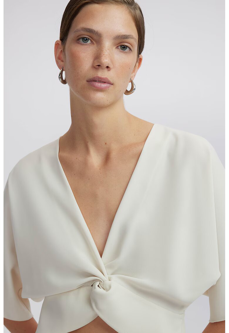 Ipekyol Bluza crop cu decolteu in V - Alb