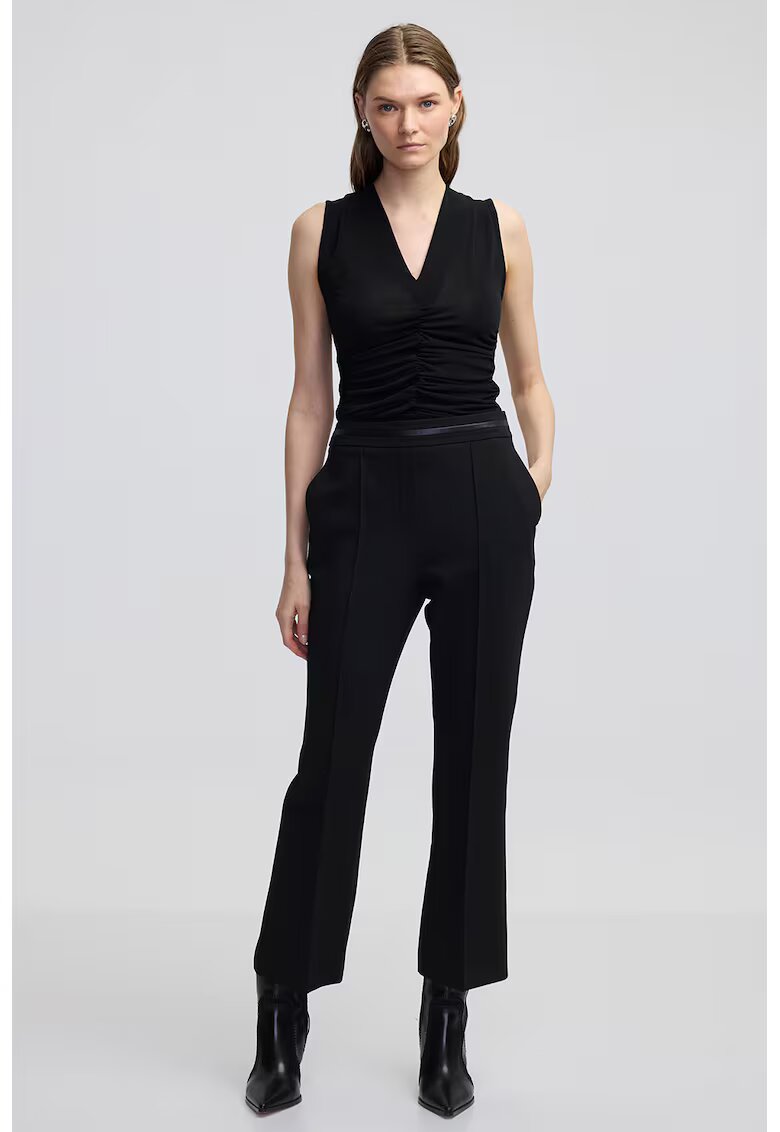 Ipekyol Pantaloni capri regular fit - Negru