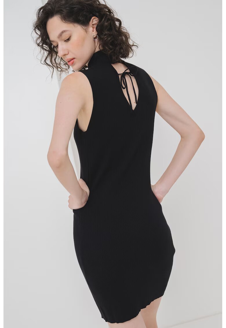 Karl Lagerfeld Jeans Rochie cambrata cu guler turtleneck - Negru