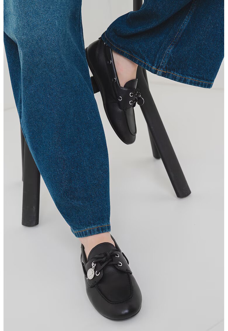 Karl Lagerfeld Mocasini din piele cu accesoriu metalic Marlee - Negru