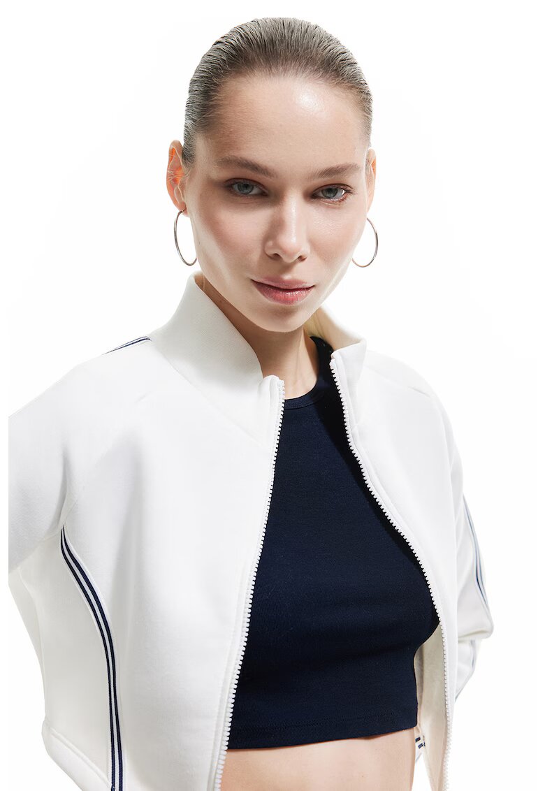 KOTON Bluza de trening crop cu fermoar si guler mediu - Alb fildes/Negru