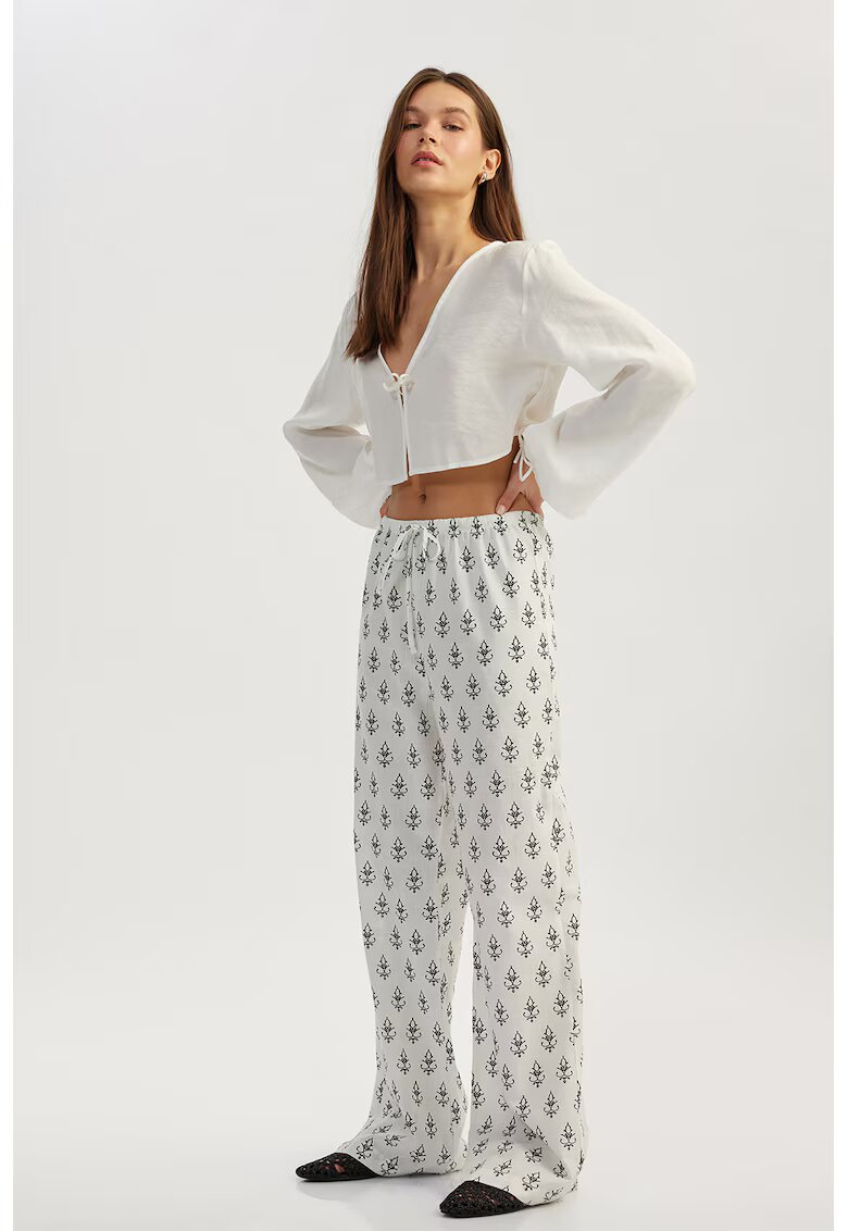 KOTON Pantaloni cu croiala ampla - Alb fildes/Negru stins
