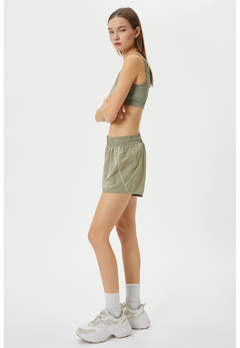 KOTON Pantaloni scurti cu talie elastica - Verde feriga