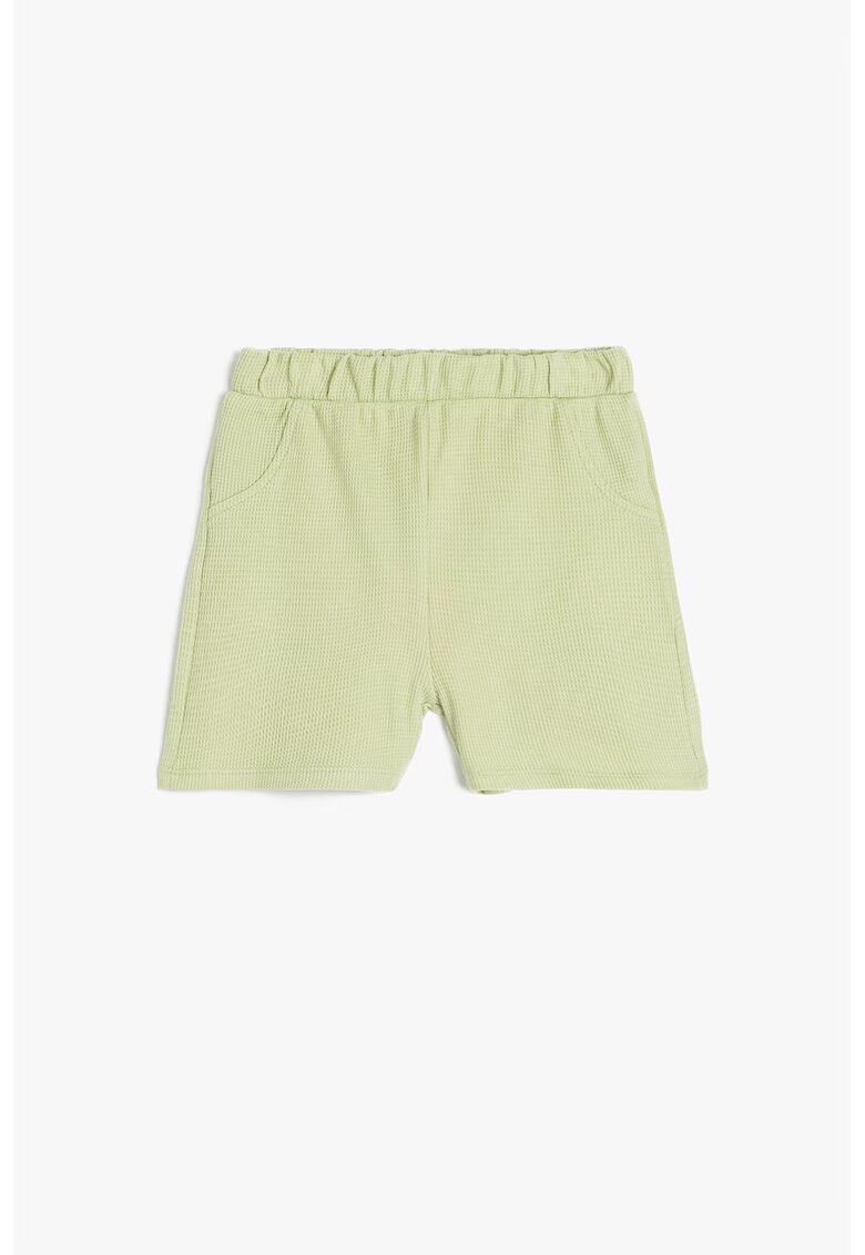 KOTON Pantaloni scurti texturati cu talie elastica - Verde fistic
