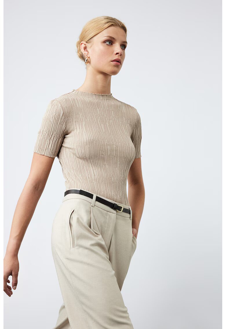 KOTON Pulover cambrat cu model texturat si maneci scurte - Maro taupe deschis