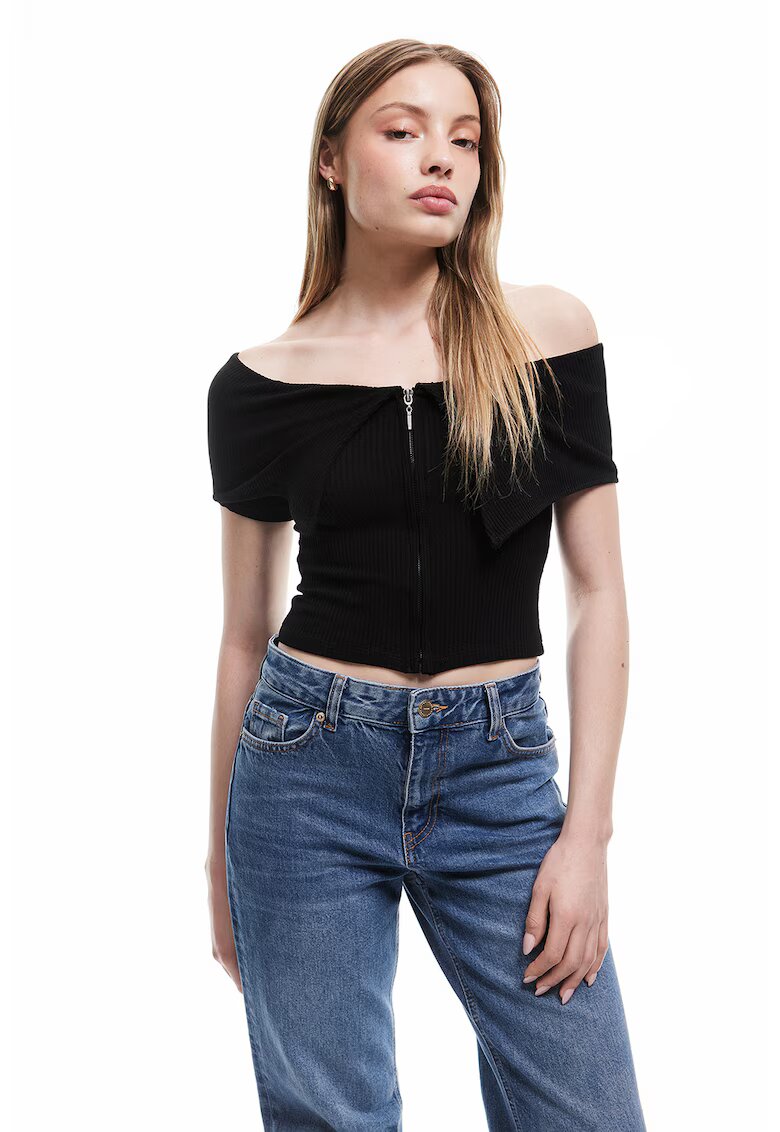 KOTON Tricou crop cu decolteu pe umeri - Negru