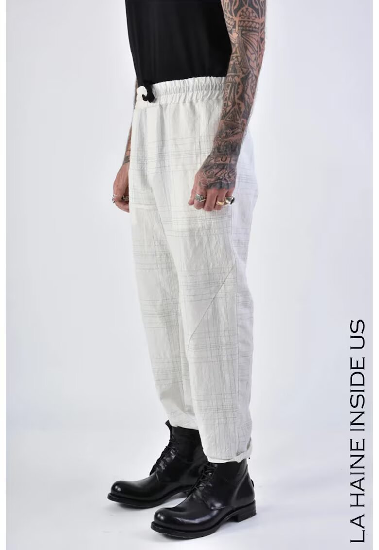LA HAINE INSIDE US Pantaloni regular fit cu imprimeu în dungi și elastic în talie - Alb