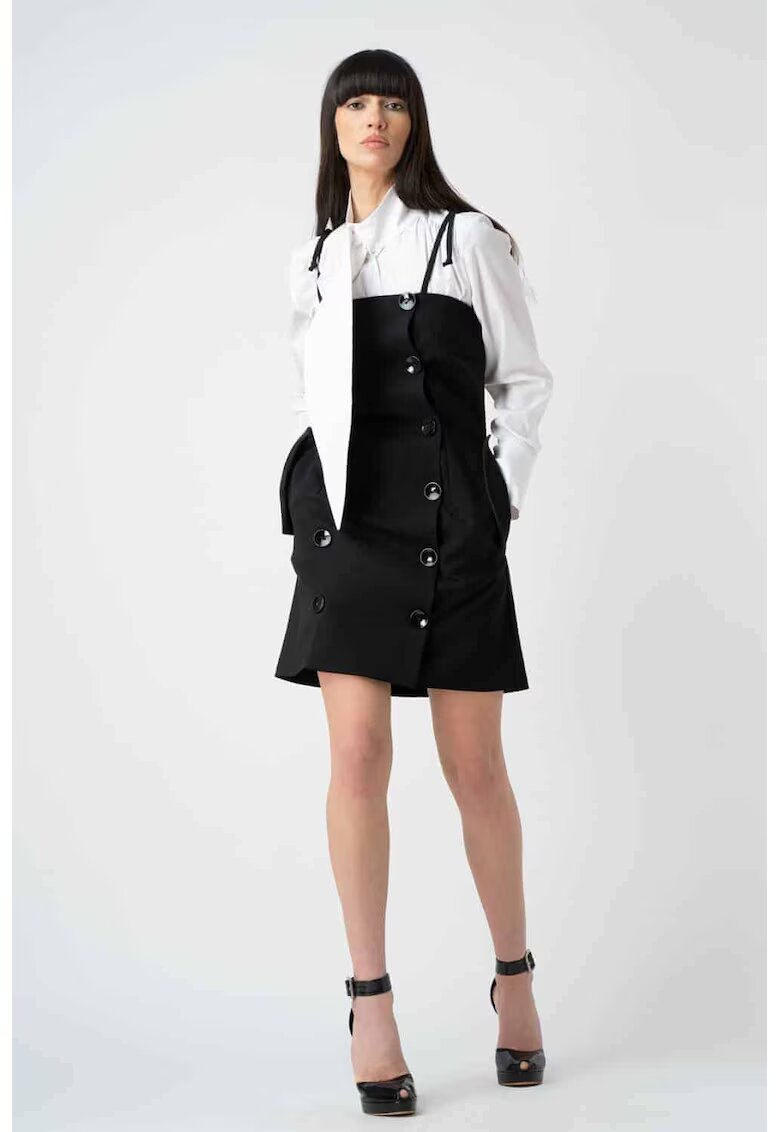 Monarh design Sarafan negru mini cu nasturi decorativi