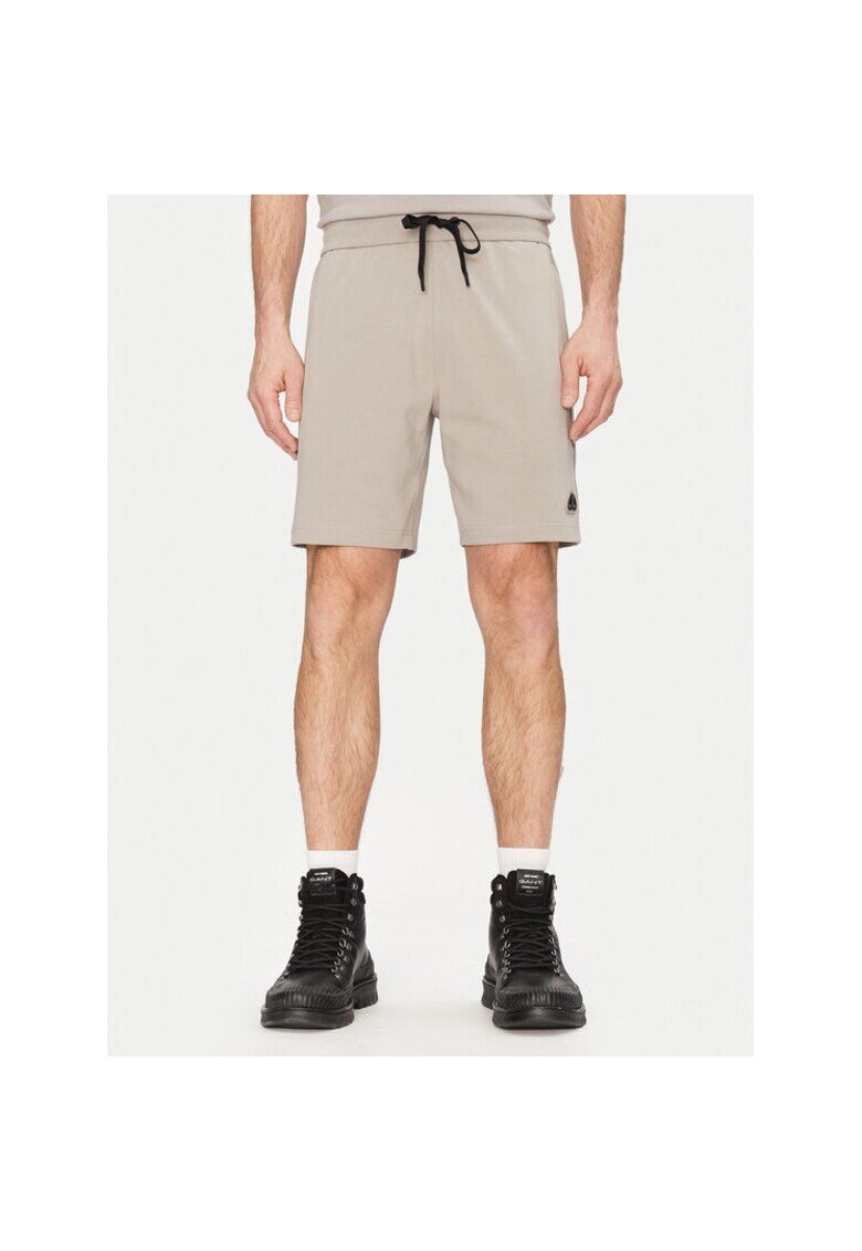 Moose Knuckles Pantaloni sport barbati gri - scurti