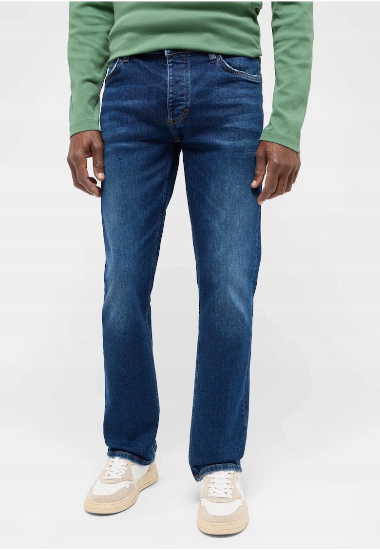 Mustang Blugi Barbati - Michigan - Straight Fit - Talie Medie - Fermoar - Lungi - 5 Buzunare - Bumbac - Elastan - W32-L32 US - Albastru