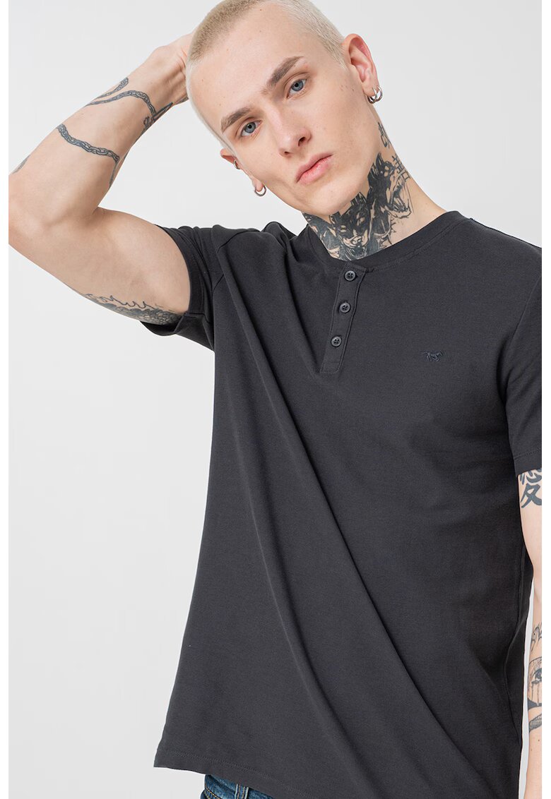 Mustang Tricou regular fit cu decolteu in V Austin - Negru