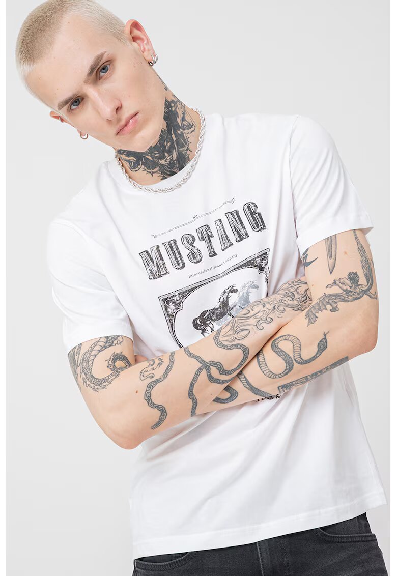 Mustang Tricou relaxed fit cu imprimeu logo Akron - Alb/Negru