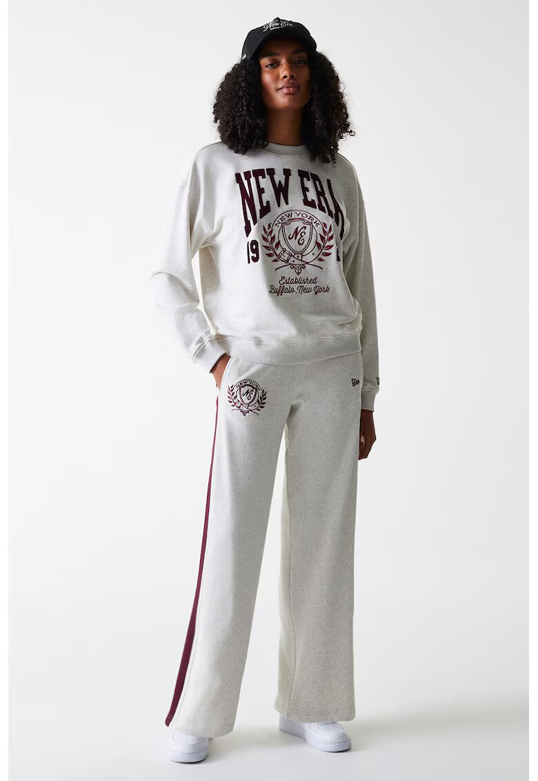 New Era Pantaloni de trening cu buzunare laterale si logo brodat - Gri deschis
