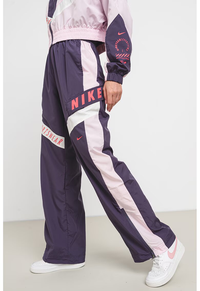 Nike Pantaloni cargo relaxed fit de trening - Roz pastel/Ametist