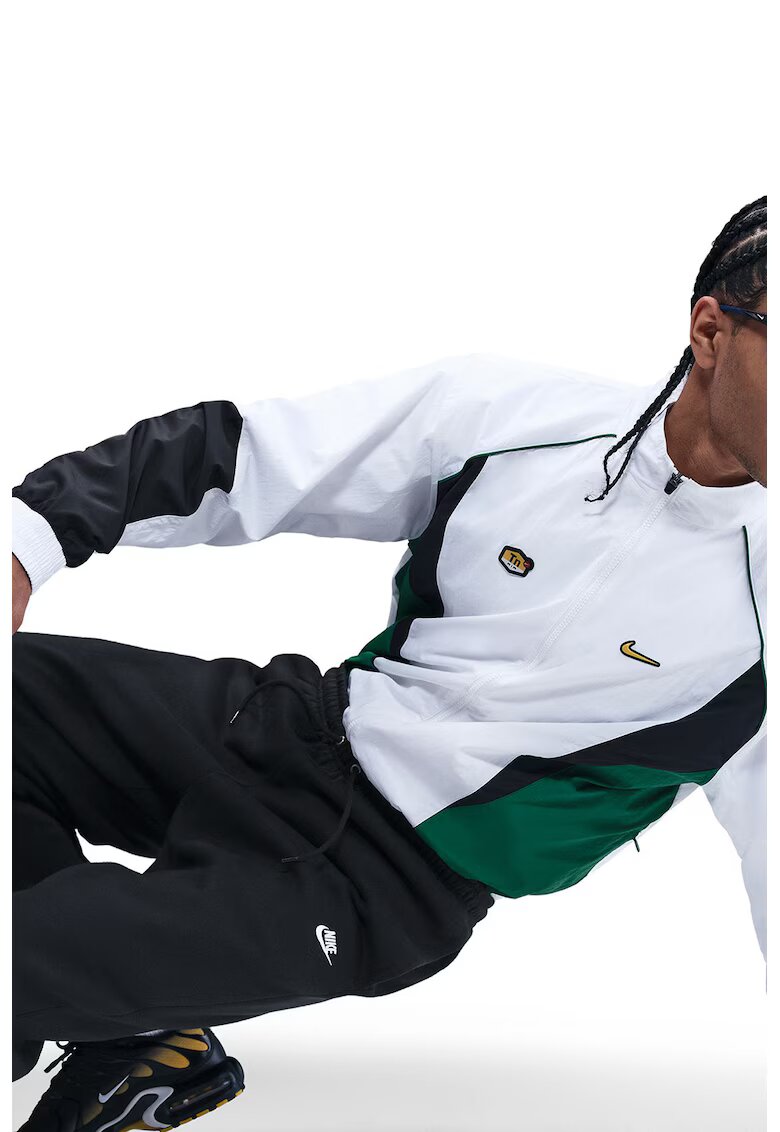 Nike Pantaloni de trening cu buzunare laterale - snur - model uni - Negru