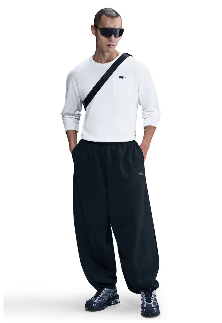 Nike Pantaloni de trening din fleece cu croiala lejera Club - Negru