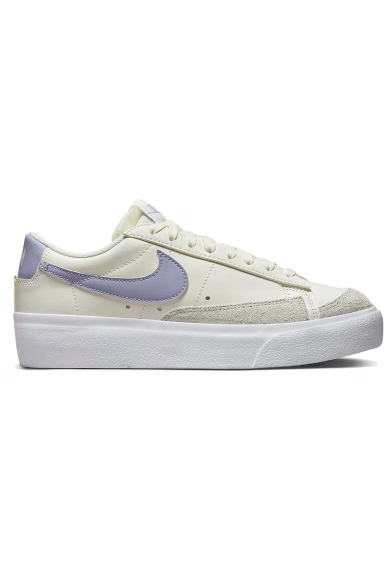 Nike Pantofi sport pentru Femei - w blazer low platform - DJ0292-114 - Alb - Alb