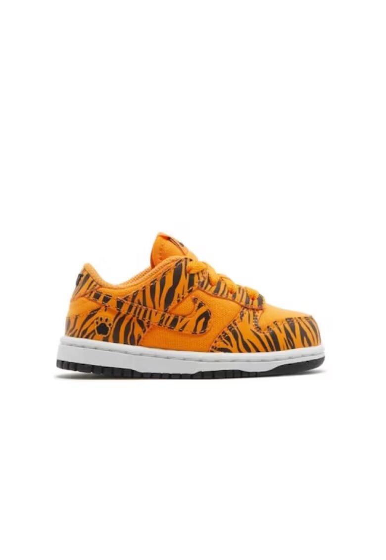Nike Pantofi sport pentru Young Athletes - DZ5634-800 - 22 EU - Portocaliu