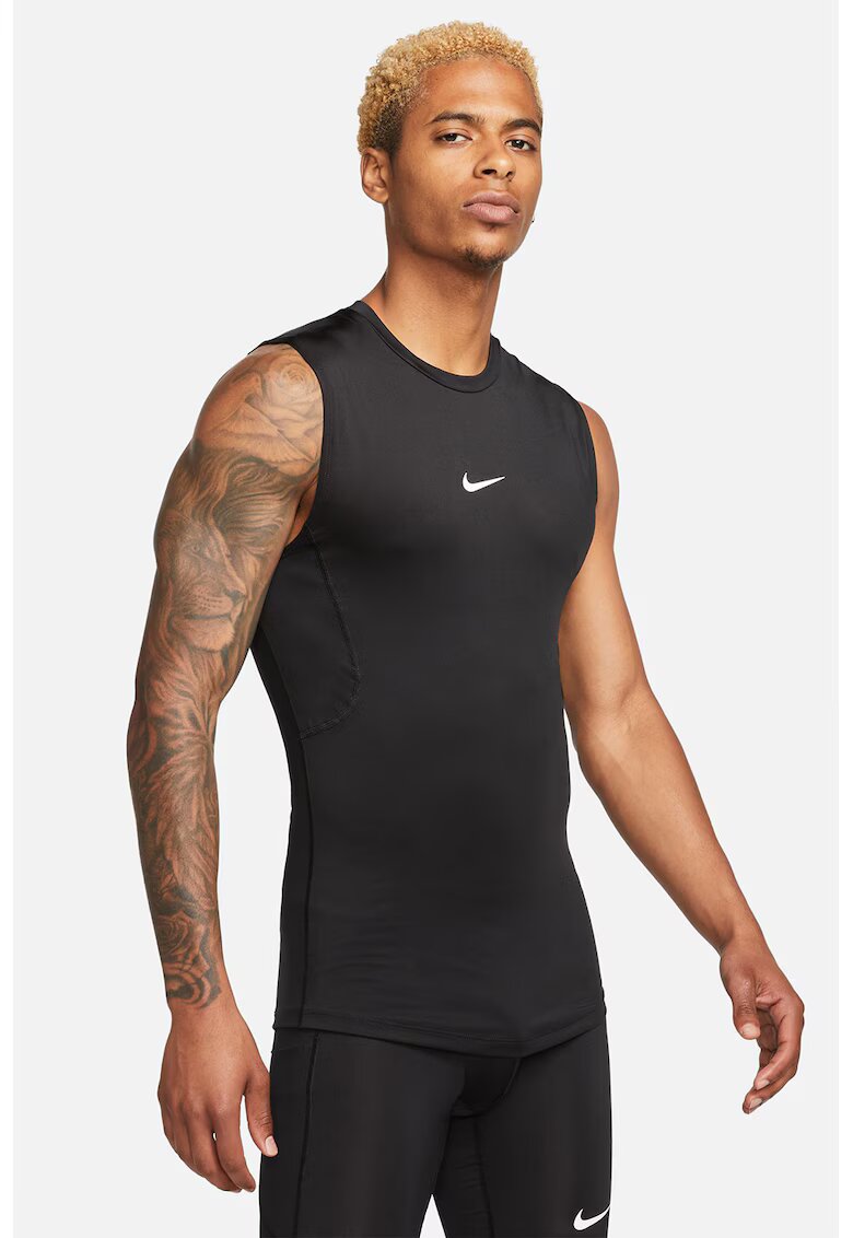 Nike Top cu tehnologie Dri-Fit - pentru fitness - Negru