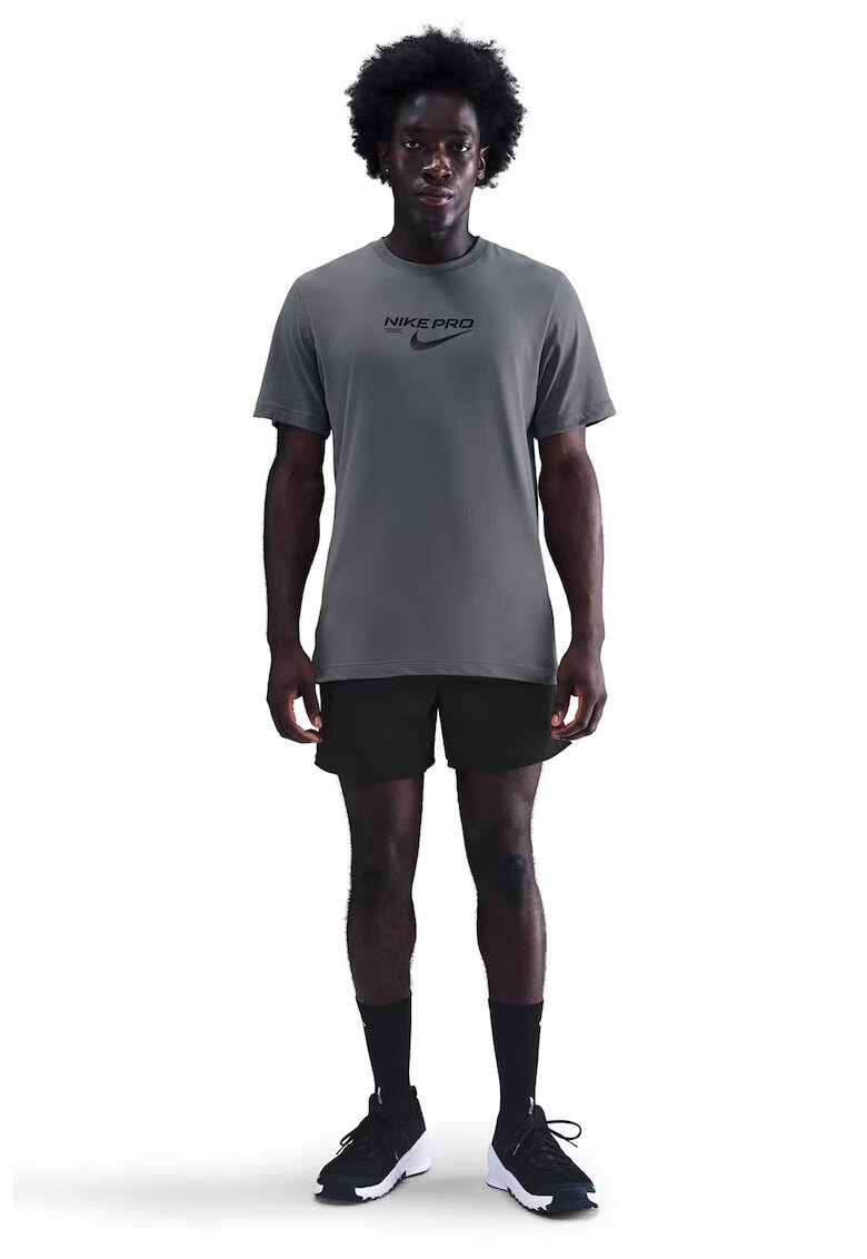 Nike Tricou cu tehnologie Dri-FIT - pentru antrenament - Gri inchis