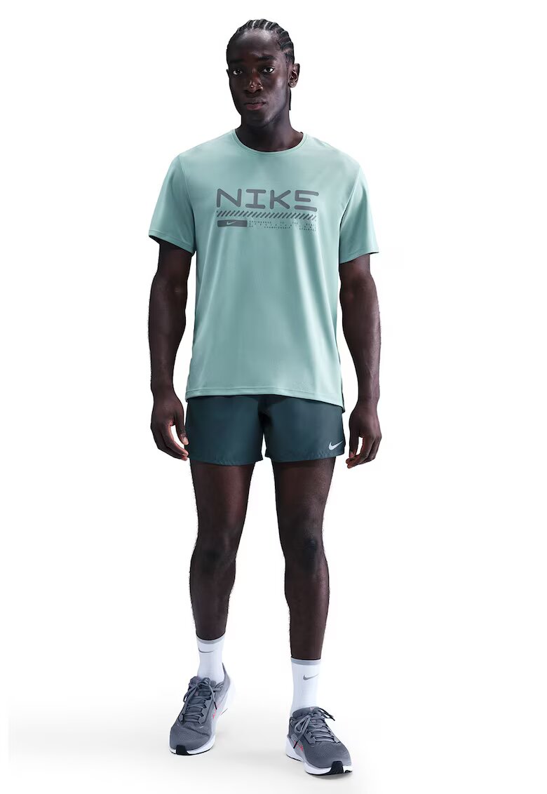 Nike Tricou pentru alergare Winter Miller - Verde menta