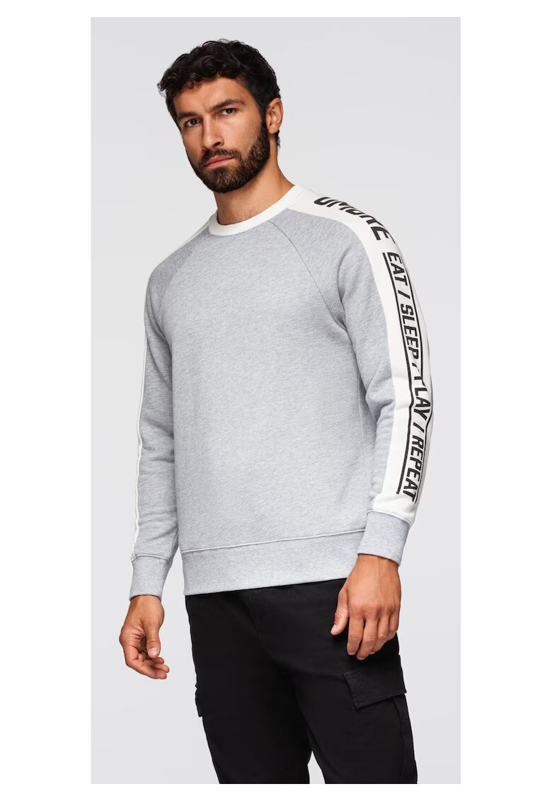 OMBRE Bluza cu dungi contrastante si maneci raglan OM-SSNZ-0200 - Gri melange