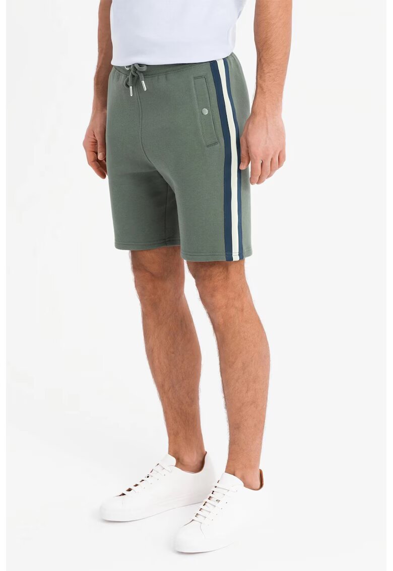 OMBRE Pantaloni scurti din amestec de bumbac cu buzunare oblice - Verde masliniu