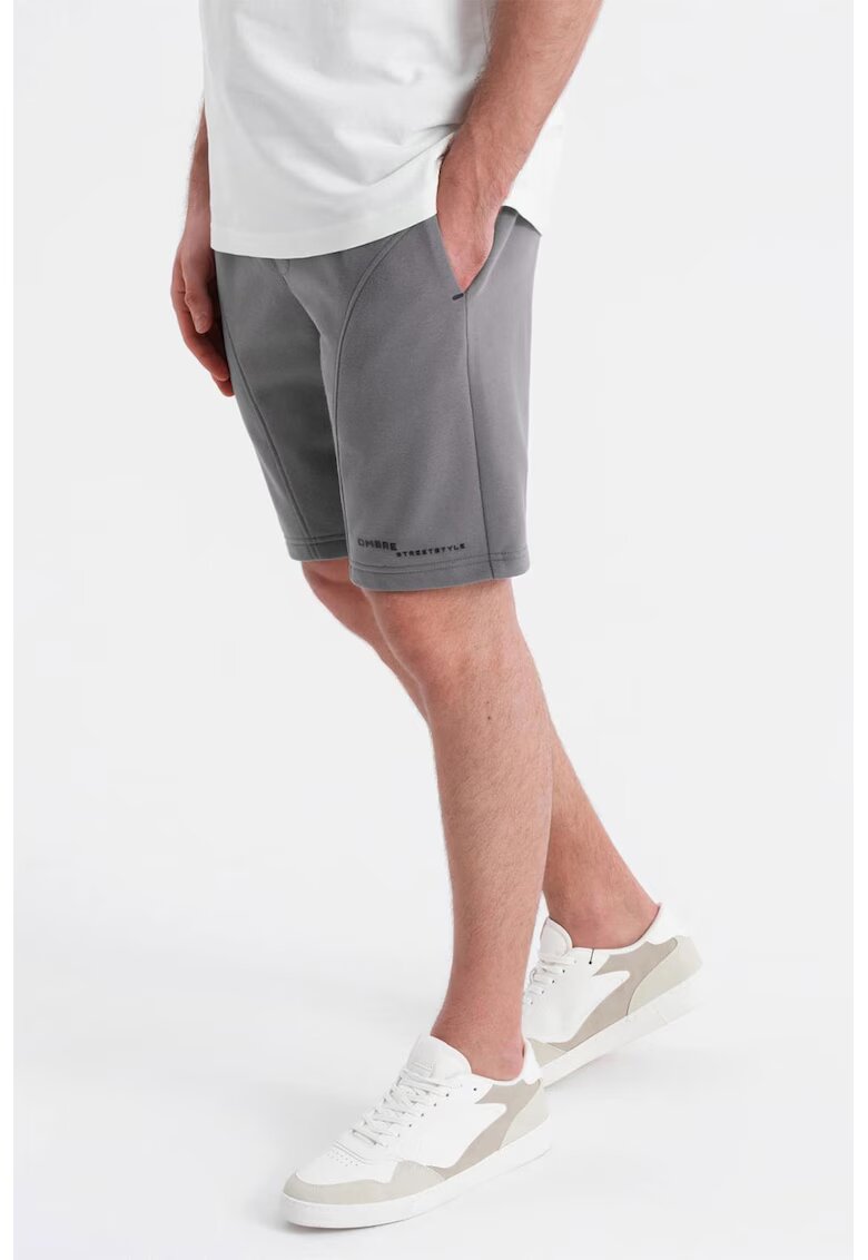 OMBRE Pantaloni scurti slim fit din amestec de bumbac - Gri cenusiu