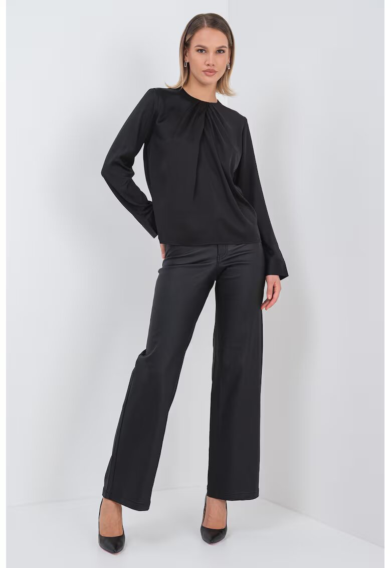 Only Bluza cu decolteu la baza gatului si pliuri - Negru