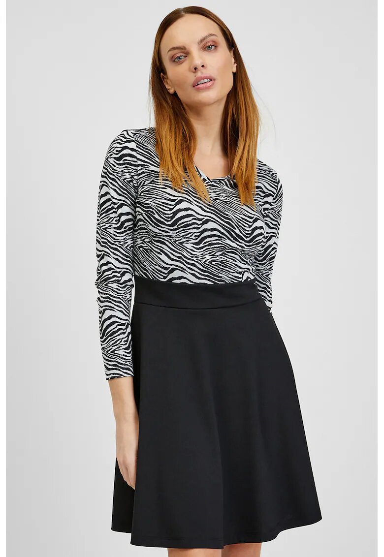 Orsay Rochie scurta cu croiala in A si decolteu in V - Alb/Negru