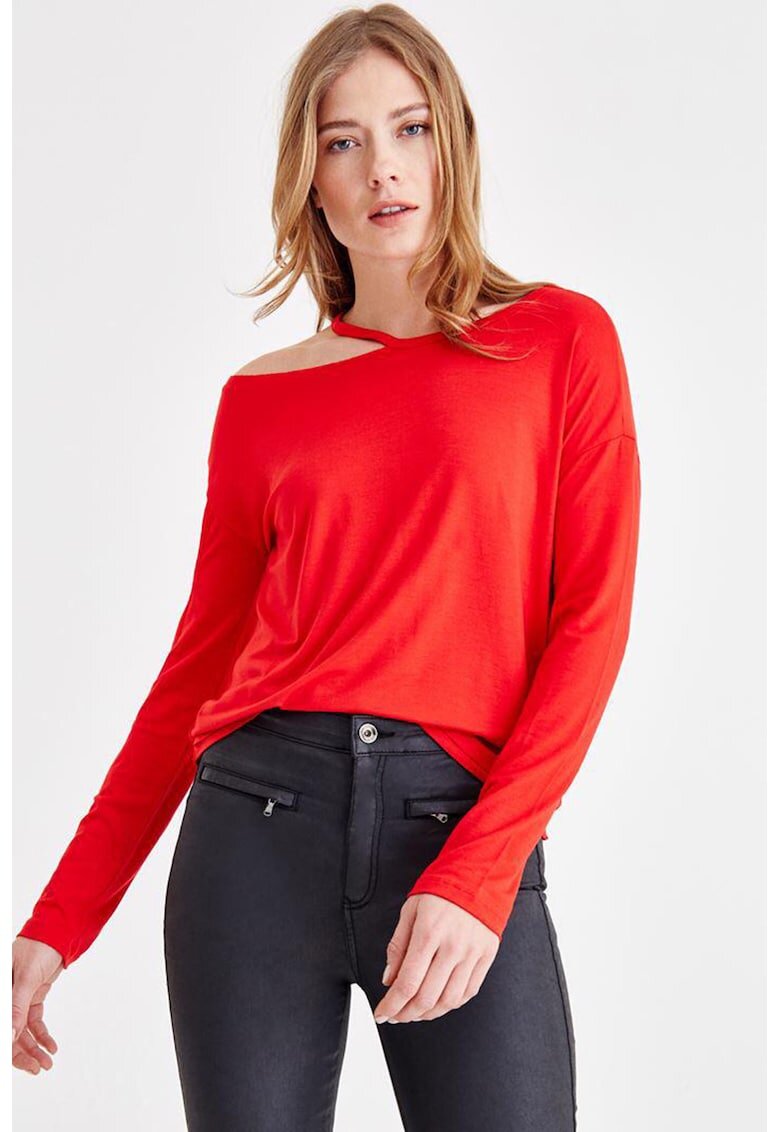 OXXO Bluza cu decolteu pe un umar si decupaj - Rosu vermillion