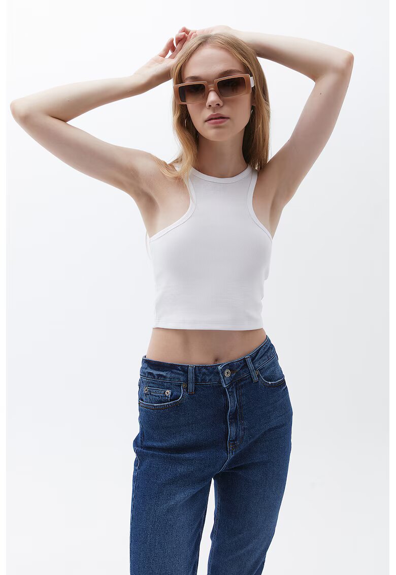 OXXO Top crop cu model uni - Alb