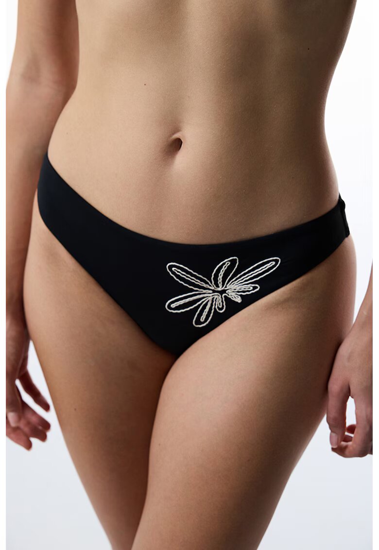 Penti Slip brazilian cu broderie - Negru/Alb optic