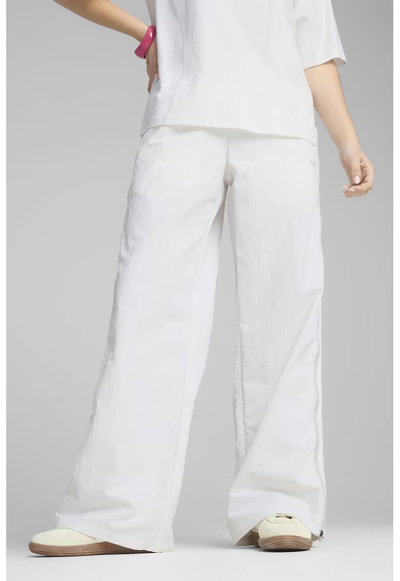 Puma Pantaloni cu croiala ampla si slituri laterale cu fermoar - Alb optic
