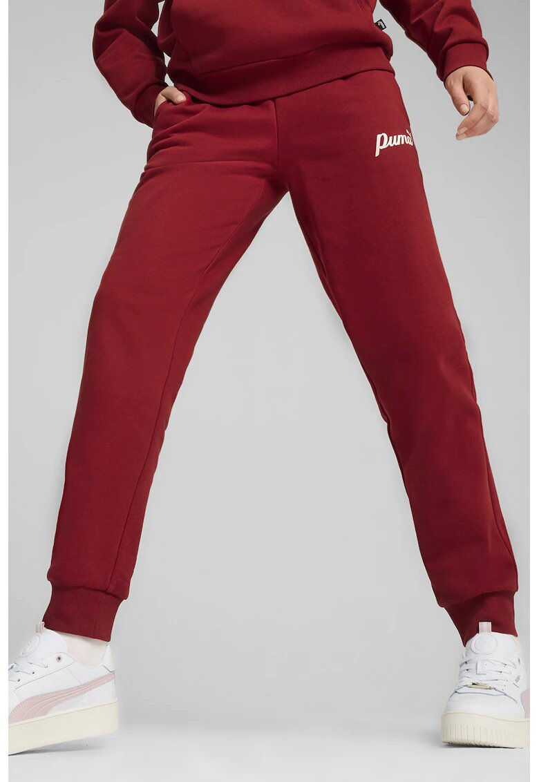 Puma Pantaloni de trening cu buzunare laterale ESS+ Script - Rosu inchis