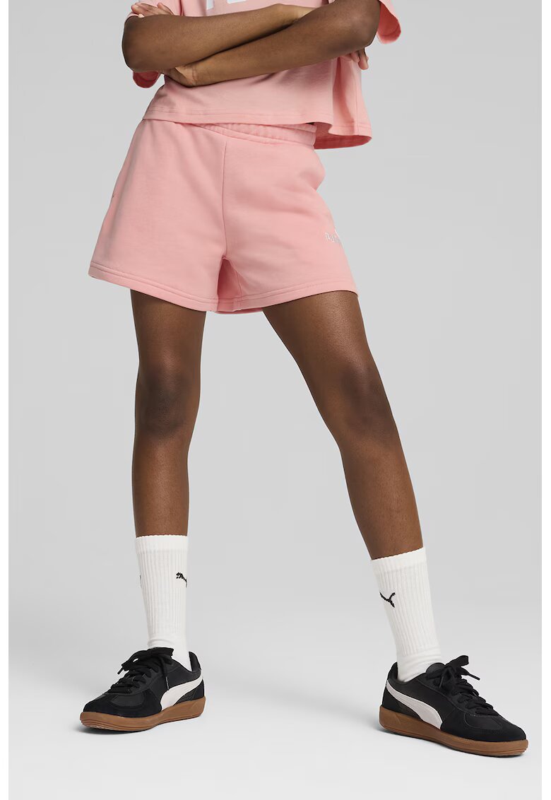 Puma Pantaloni scurti cu logo brodat Essentials - Roz pastel
