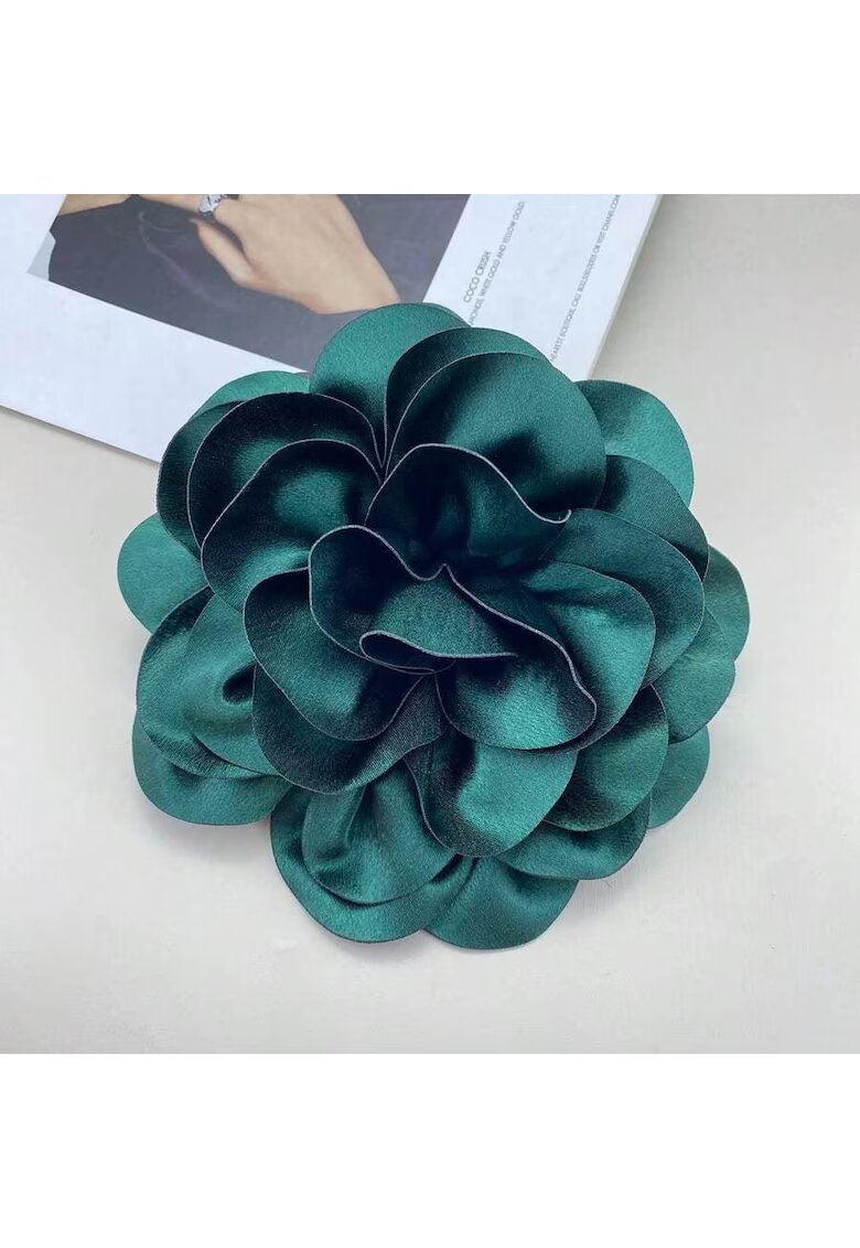 Pursehuit Brosa tip floare supradimensionata - verde inchis - Malaki C22
