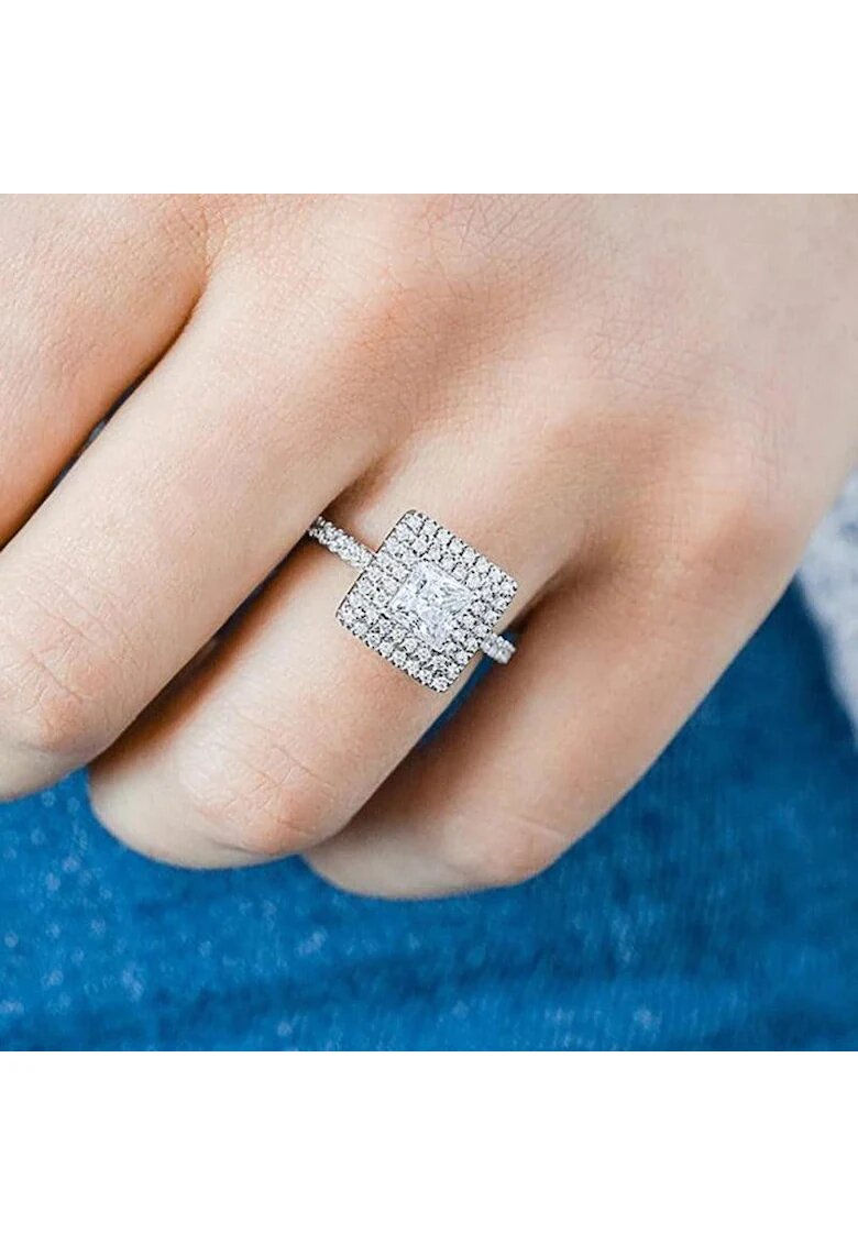 Pursehuit Inel argintiu - cu pietre din zirconiu - Corina C2 - 8 (circumferinta: 57 mm)
